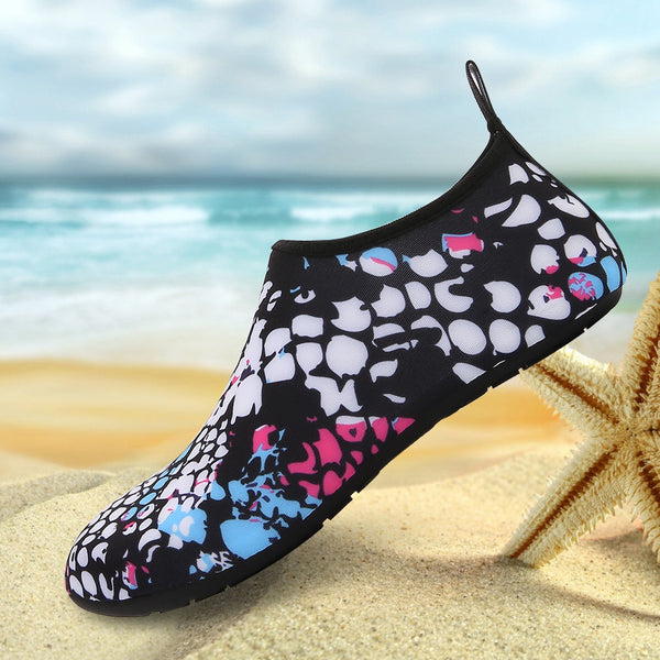 Men and Women a Slip On Barefoot Quick-Dry Beach Aqua Yoga Water Shoes (Fishnet/White)